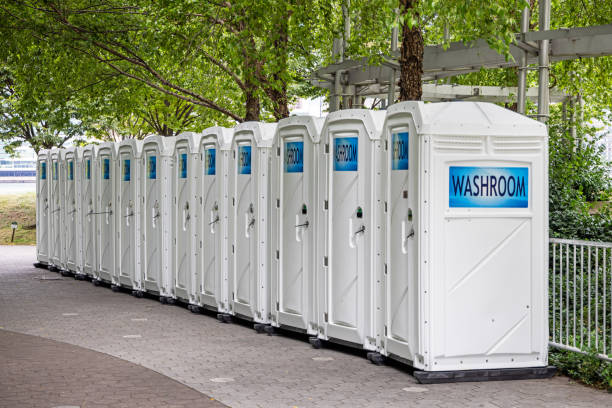 Best Luxury portable toilet rental  in Thorp, WI